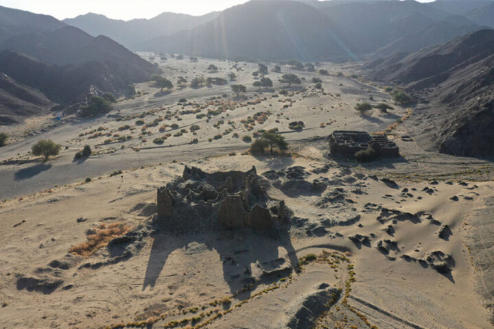The northern fortress (left) and southern fortress (right), with the Southern Necropolis visible between the mountains in the upper right. Credit: Kirill Samursky.