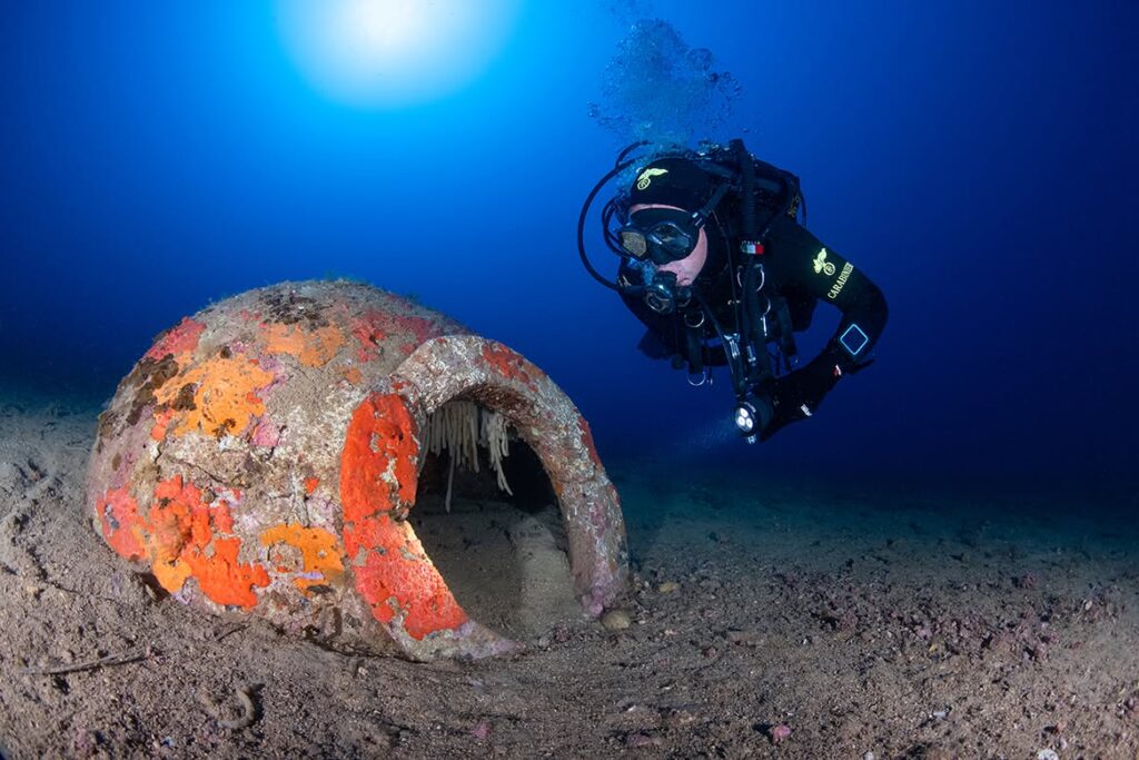 A Roman dolium, unlike portable amphorae, was designed to hold large quantities of wine, oil, or other foodstuffs and was often kept fixed in place. Credit: Soprintendenza archeologia, belle arti e paesaggio per le province di Pisa e Livorno