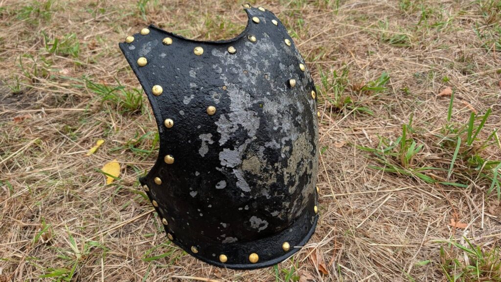 Actors joined a treasure hunt for a film, but the search turned real when rare 19th-century cavalry armour emerged from a Polish palace moat. Credit: Muzeum Domu Śląskiego w Ziębicach